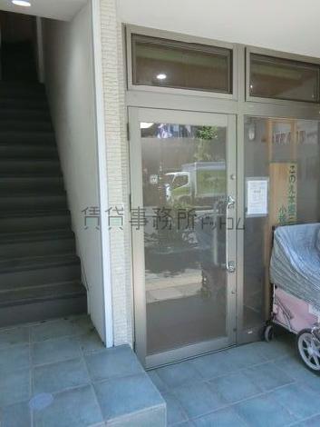 正面玄関