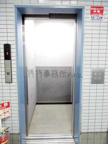 エレベーター