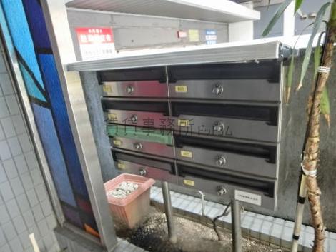エントランスに集合ポスト
