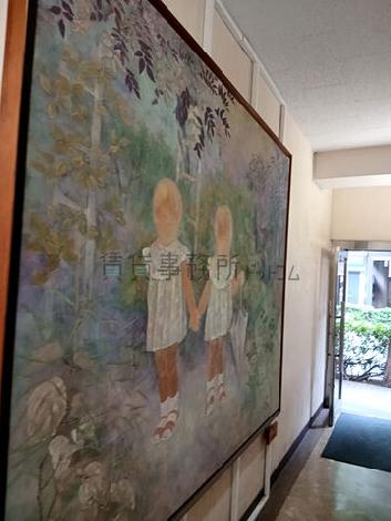 素敵な絵が飾られています