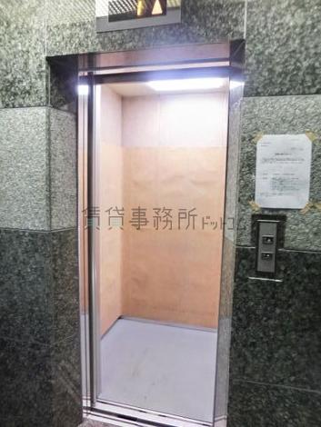 エレベーター
