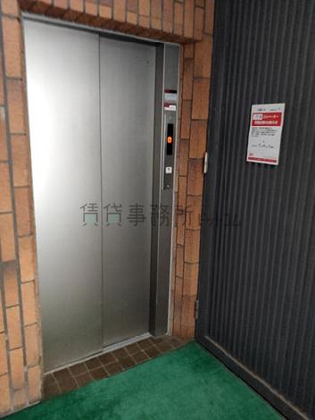 エレベーター