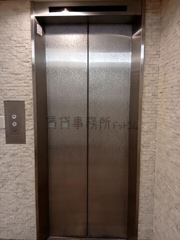エレベーター