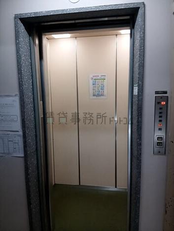 エレベーター