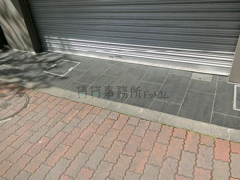 正面玄関