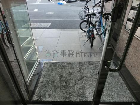 正面玄関