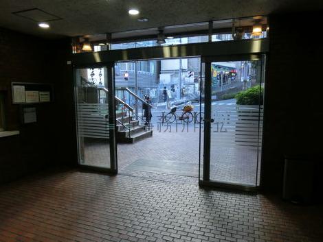 正面玄関