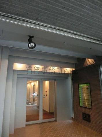 きれいな正面玄関