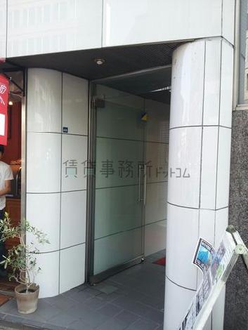正面玄関