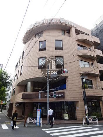 日興パレス千駄ヶ谷の外観写真