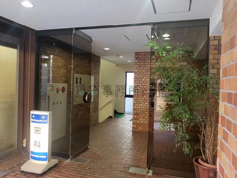 正面玄関