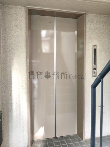 エレベーター