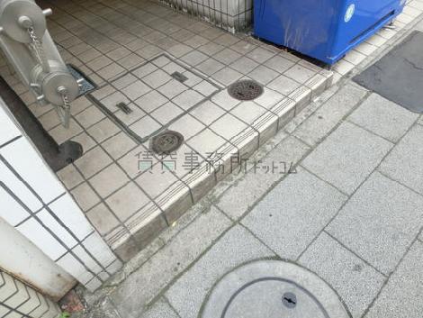 正面玄関