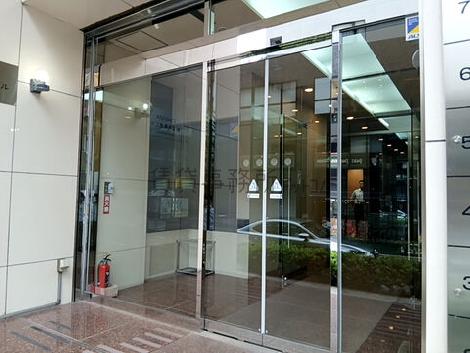 正面玄関