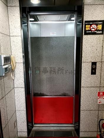 エレベーター