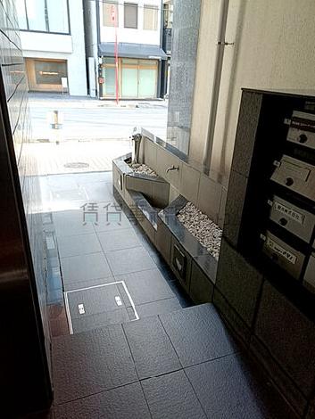 正面玄関