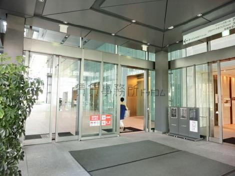 正面玄関