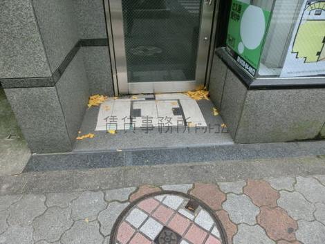 正面玄関