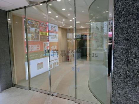 正面玄関
