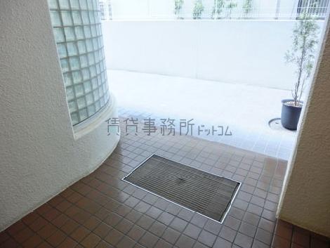 正面玄関