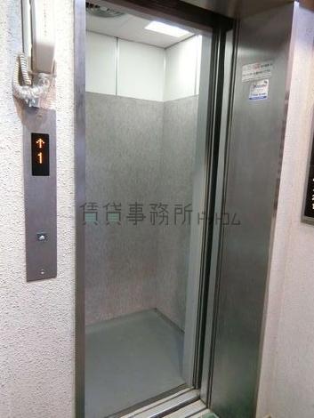 エレベーター