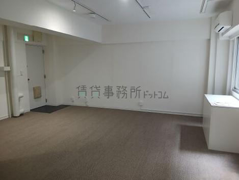 新宿Qフラットビルの室内