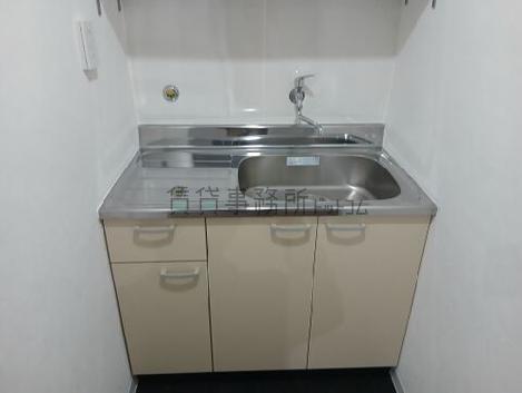 新宿Qフラットビルの給湯室