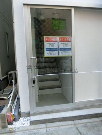 正面玄関