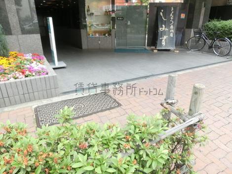 正面玄関