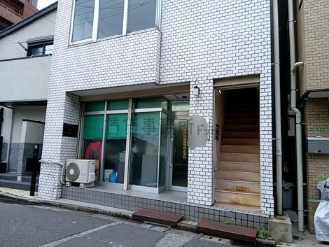 正面玄関