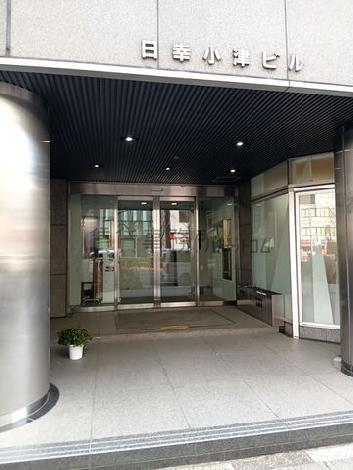 正面玄関