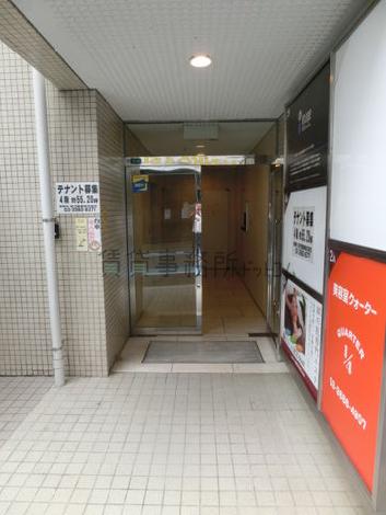 正面玄関