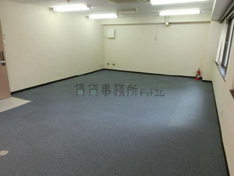 藤代ビルの室内