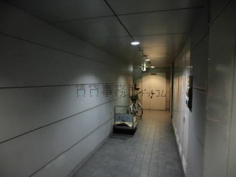サブエントランス通路