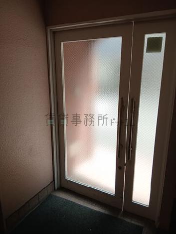 正面玄関