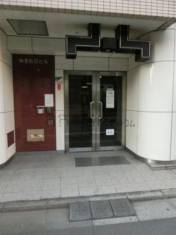 大きなドア