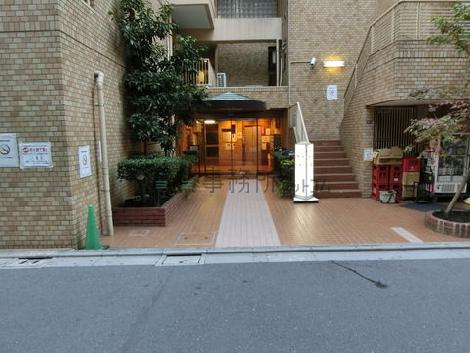 正面玄関