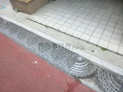 段差のない玄関口です