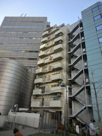 マインズタワー側から