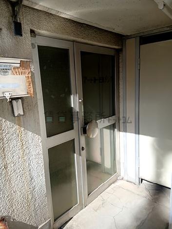 正面玄関