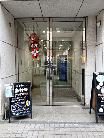 正面玄関