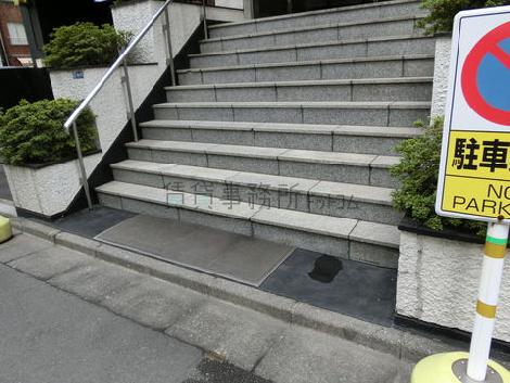 正面玄関