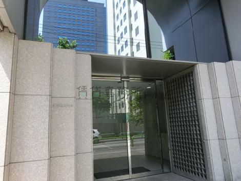 正面玄関