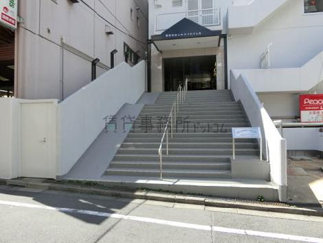 正面玄関