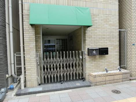正面玄関