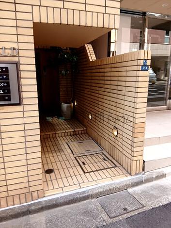 正面玄関