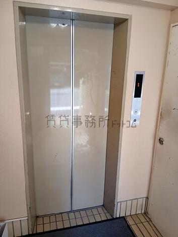エレベーター