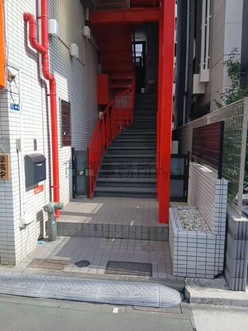 正面玄関