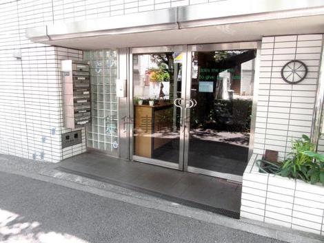 正面玄関