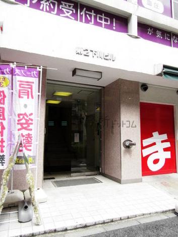 正面玄関